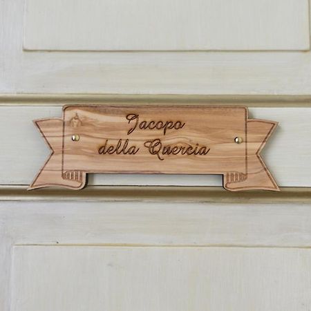 Residenza D'Epoca Montanini Bed & Breakfast Siena Exterior photo